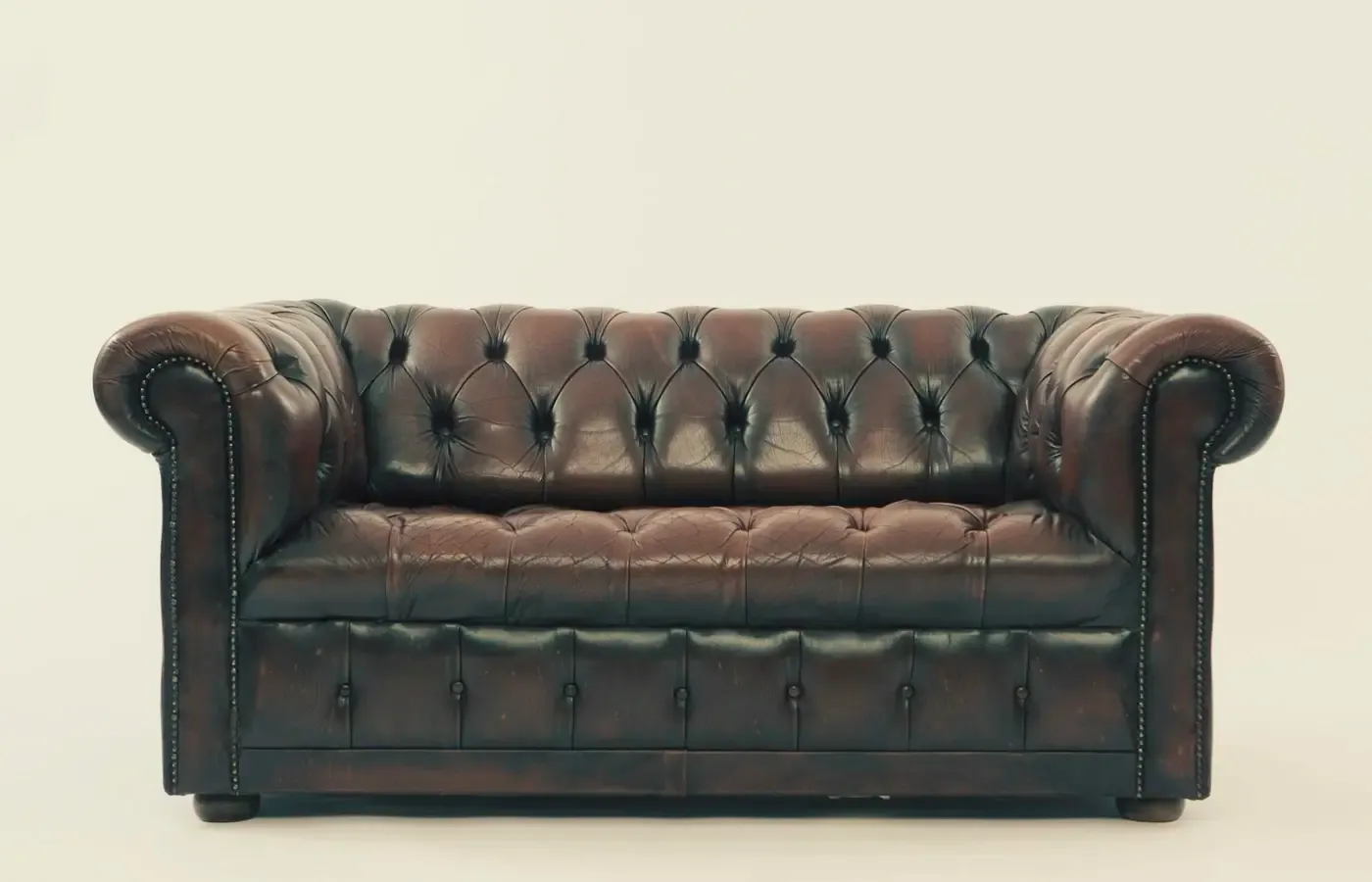 Cleaning a brown leather sofa