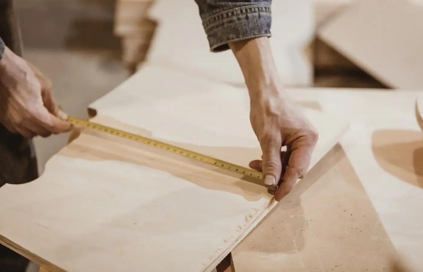 Measuring a removable sofa cushion