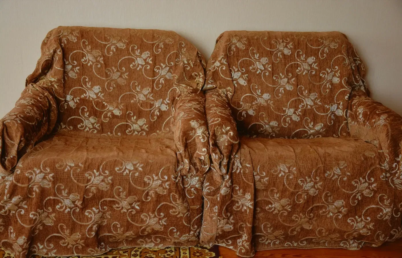 Removable sofa cover comparison